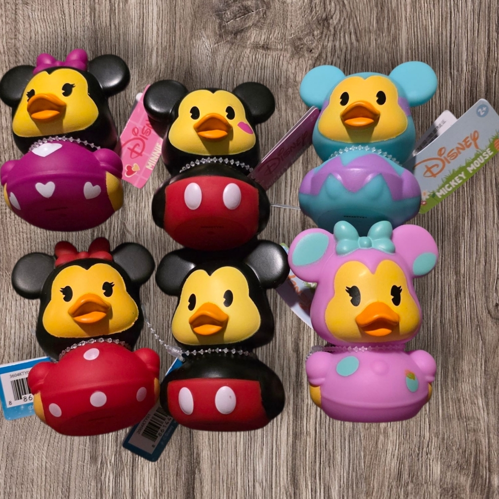 NWT Set Of 6 Disney Mickey & Minnie Rubber Ducks- Easter, Valentine, Regular